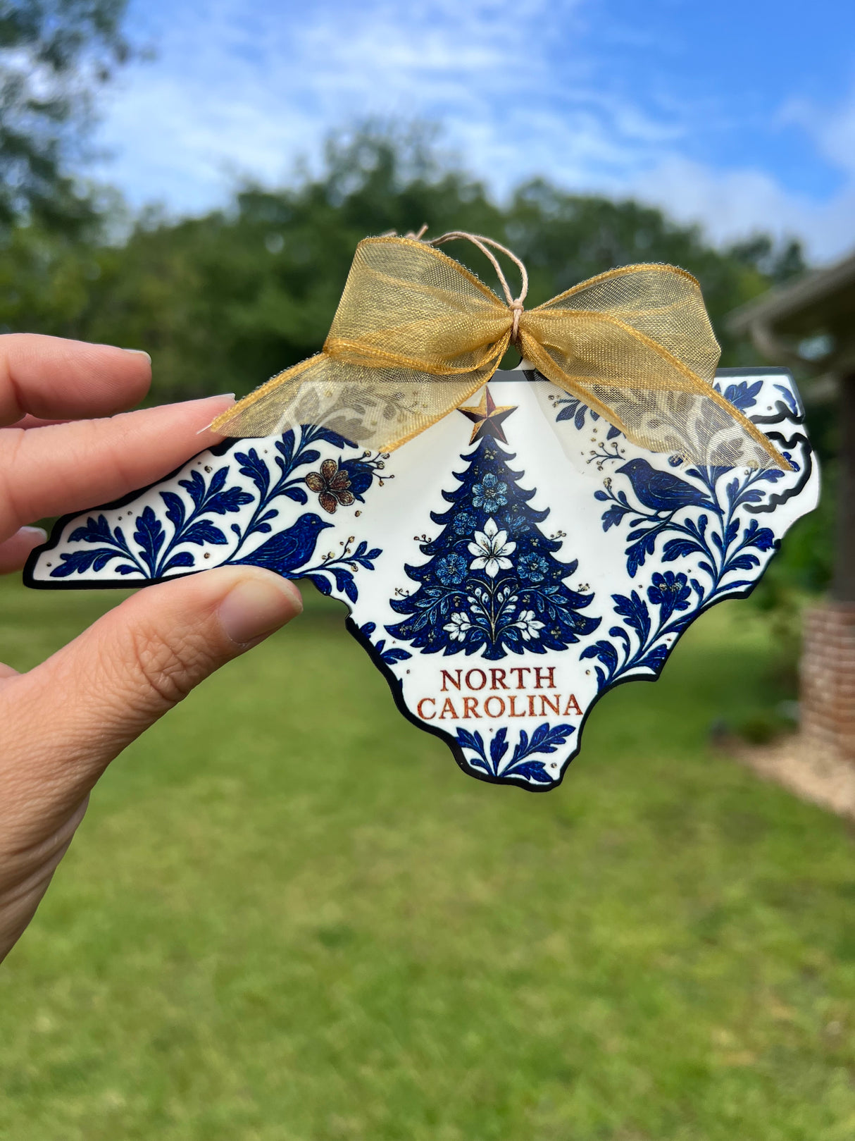 State Sublimated Chinoiserie ornament