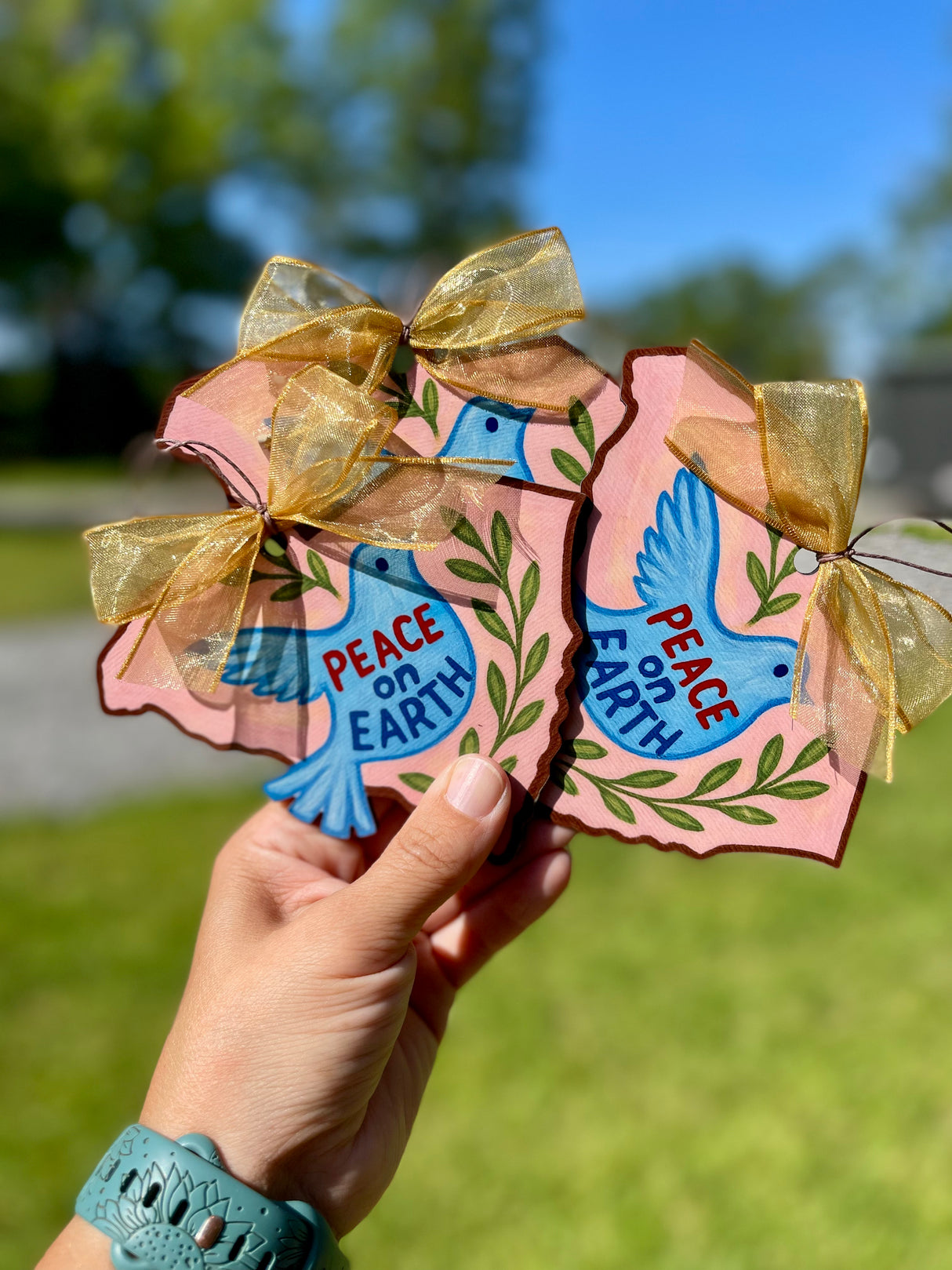 Peace on Earth State Ornament