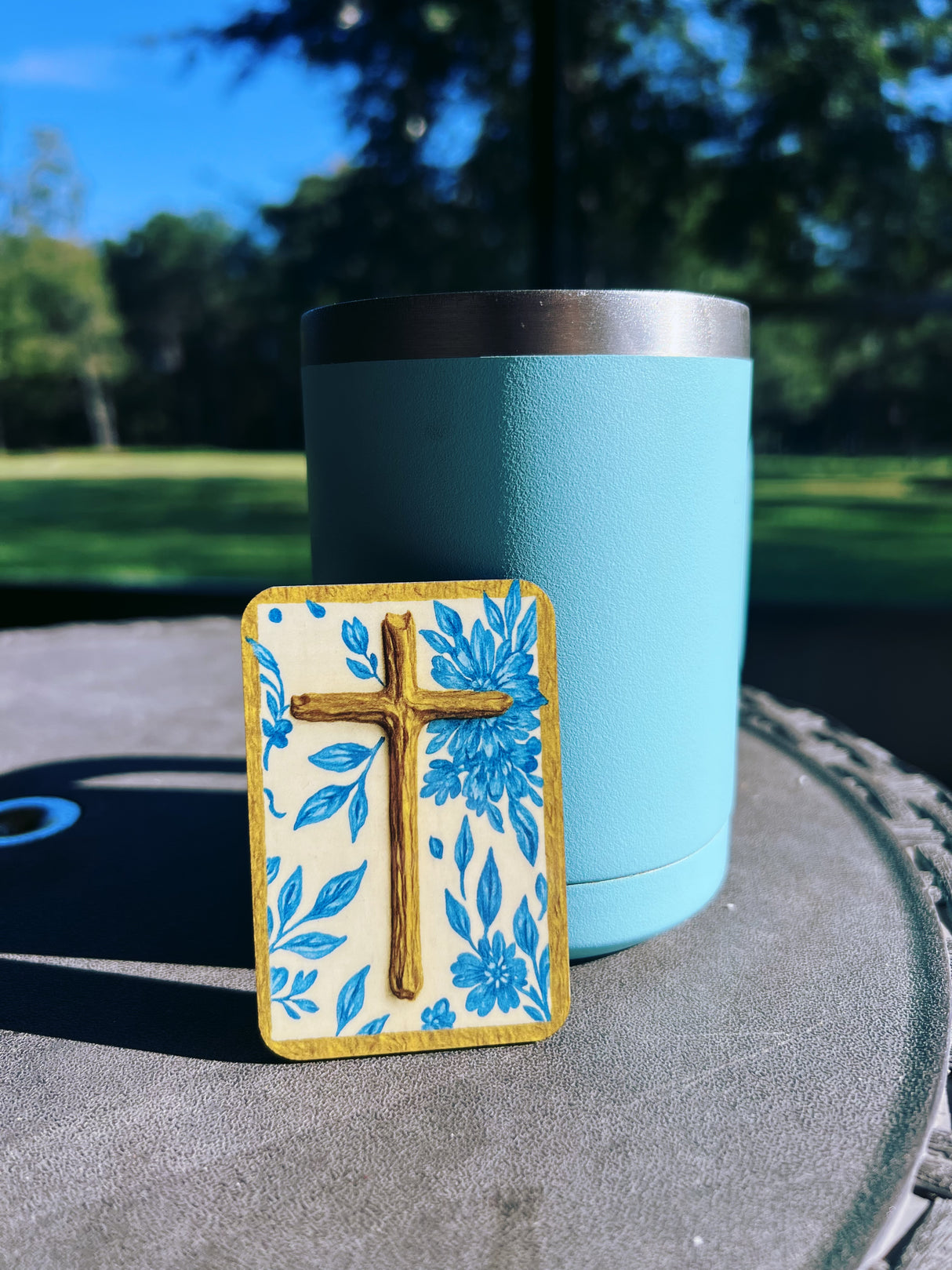 Cross Visor Clip