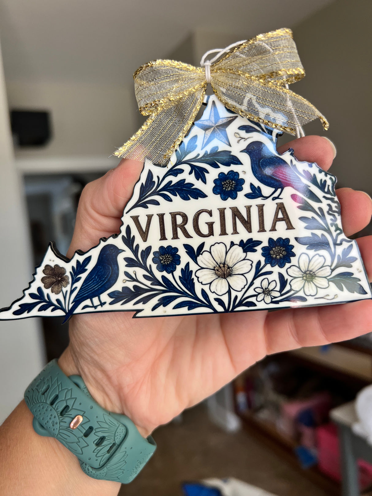 State  Sublimated Chinoiserie ornament